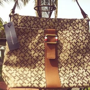Tommy Hilfiger handbag